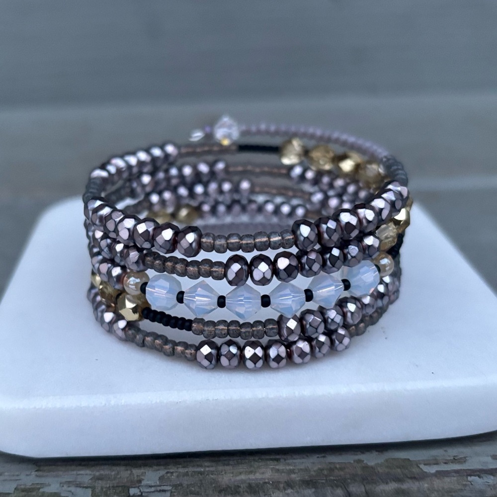 Stunning beaded wrap bracelet w/ Swarovski + copper gunmetal faceted Czech glass